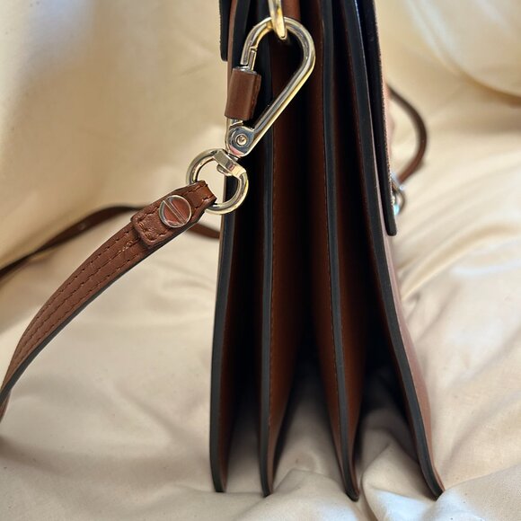 Chloe Brown Medium Faye Bag - Picture 11 of 16